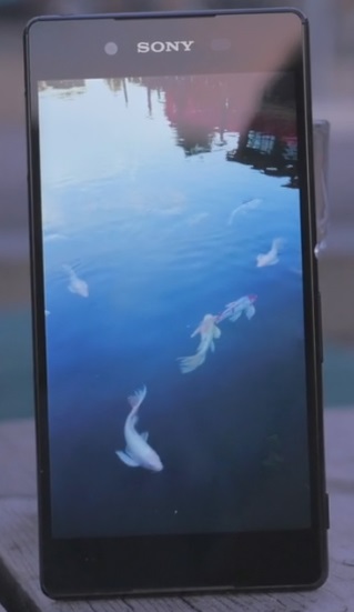 มือถือ 4 รุ่นที่ได้รับรางวัล EISA Awards