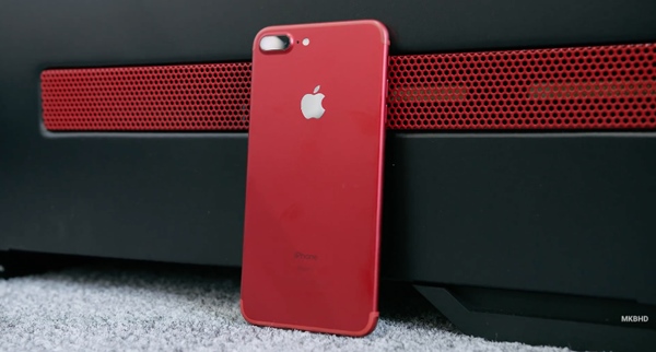 iPhone 7 Plus สีแดง