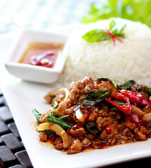 10 สูตรเมนูอาหารตามสั่ง เลิกเอาแต่สั่งแล้วทำกินเองง่าย ๆ