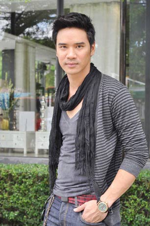 น็อต วรฤทธิ์