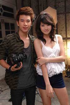 โฟร์-มด MV เพลง เจ็บเพราะเขาเหงาเพราะเธอ