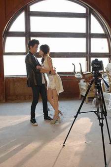 โฟร์-มด MV เพลง เจ็บเพราะเขาเหงาเพราะเธอ