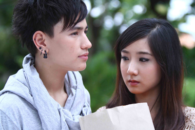 ซี MV เพลง เกลียดบางคนที่เธอคิดถึง ซี MV เพลง เกลียดบางคนที่เธอคิดถึง