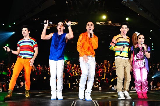 คอนเสิร์ตแร็พเตอร์ 2011 คอนเสิร์ตแร็พเตอร์ 2011