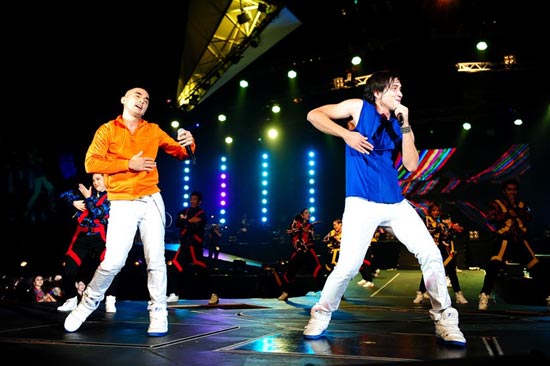 คอนเสิร์ตแร็พเตอร์ 2011 คอนเสิร์ตแร็พเตอร์ 2011