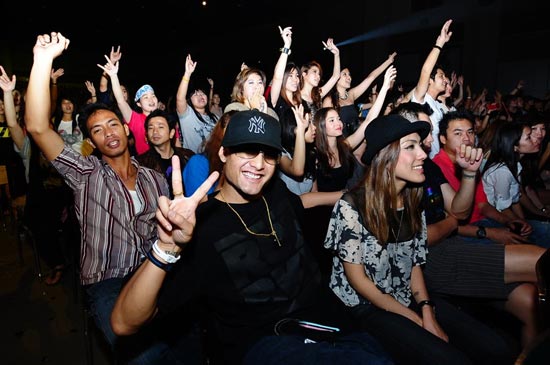 คอนเสิร์ตแร็พเตอร์ 2011 คอนเสิร์ตแร็พเตอร์ 2011