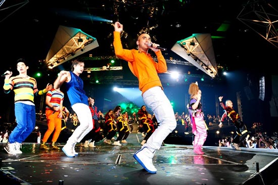 คอนเสิร์ตแร็พเตอร์ 2011 คอนเสิร์ตแร็พเตอร์ 2011