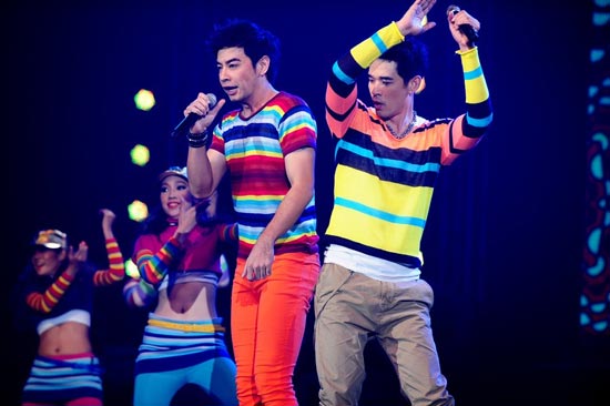 คอนเสิร์ต ลิฟท์ ออย 2012