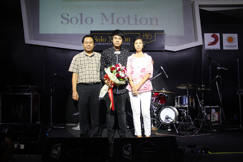 แดน แถลงข่าวเปิดอัลบั้ม Solo Motion แดน แถลงข่าวเปิดอัลบั้ม Solo Motion