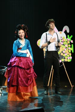 KOREAN CROSSOVER MISO & KIM HYUNG JUN IN THAILAND KOREAN CROSSOVER MISO & KIM HYUNG JUN IN THAILAND