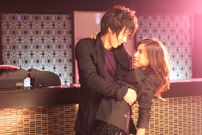 Flavour MV เพลง อย่าคิดลึก Flavour MV เพลง อย่าคิดลึก