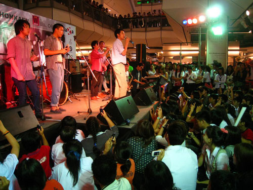 August Live in Thailand August Live in Thailand