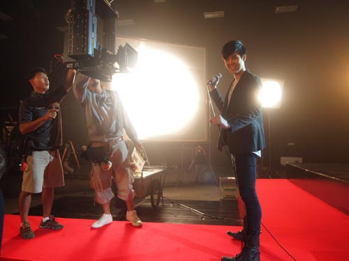 พีช พชร Mv เพลง พรุ่งนี้รวย พีช พชร Mv เพลง พรุ่งนี้รวย