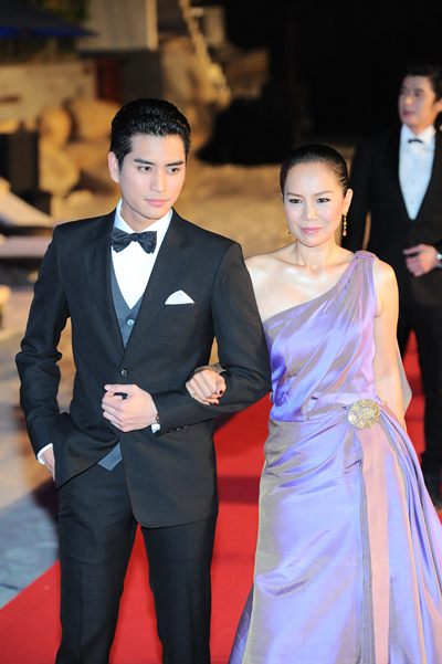 เพ็ญพักตร์ ศิริกุล