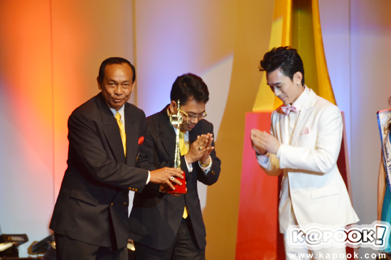 โทรทัศน์ทองคำ โทรทัศน์ทองคำ