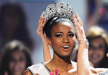 Miss Leila Lopes จากแองโกลา (Angola) Miss Universe 2011