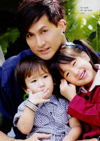 พีท ทองเจือ