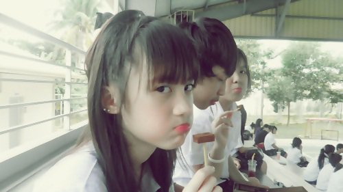 จีจี้ สาวลาว