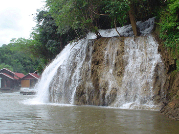น้ำตกไทรโยคเล็ก น้ำตกไทรโยคเล็ก