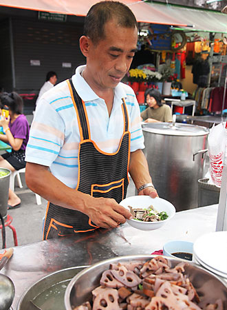 ตลาดน้ำพุ ตลาดน้ำพุ
