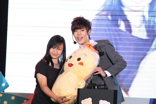 KIM-KYU-JONG4