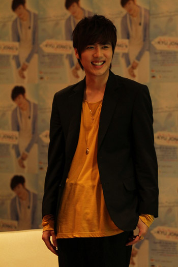 KIM-KYU-JONG8