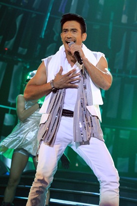 โอปอล์ ออนสเตจ