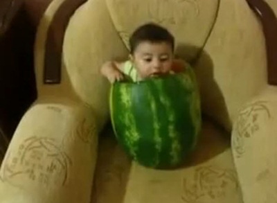 คลิป เด็กกินแตงโม