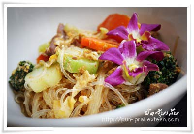 ผัดวุ้นเส้น