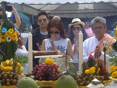 รักประกาศิต