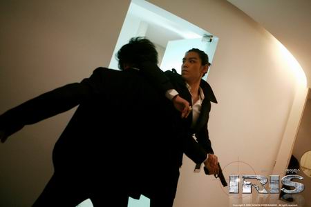 นักฆ่าล่าหัวใจเธอ IRIS