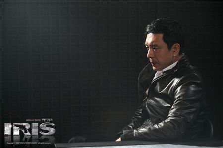 นักฆ่าล่าหัวใจเธอ IRIS