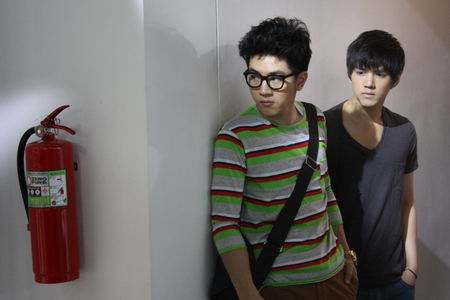 โลมากล้าท้าฝัน