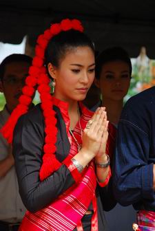 มนต์รักแม่น้ำมูล