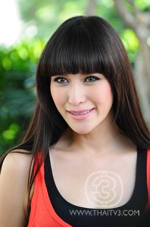 พลอย เฌอมาลย์ ระบำดวงดาว