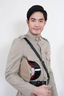 เรือนซ่อนรัก