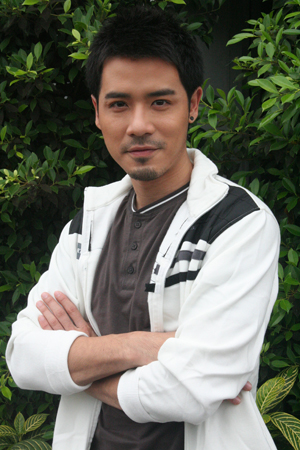 เชน-ณัฐวัฒน์ เปล่งศิริวัธน์