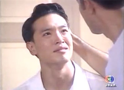 ชาย ชาตโยดม หนุ่มมากฝีมือ กับบทบาทจอมขโมยซีน