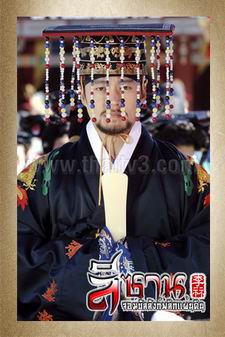 ลีซาน จอมบัลลังก์พลิกแผ่นดิน