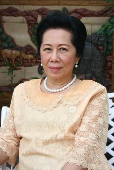 เรือนล้อมรัก