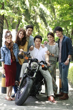 สามหนุ่มเนื้อทอง