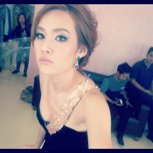 ญาญ่าญิ๋ง