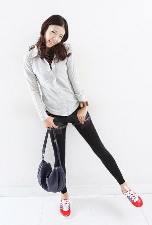 เสื้อเชิ้ตสีขาว