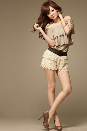 สแกลลอป - กางเกงขาสั้นกุ๊นขอบรูปหอย