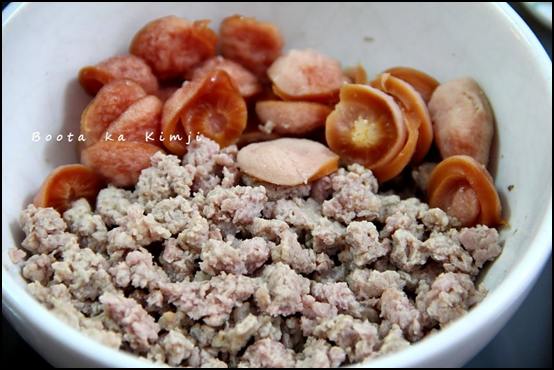 ยำผักบุ้งกรอบ