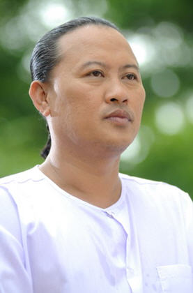 ติ๊ก กลิ่นสี