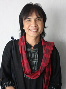 ครูสลา คุณวุฒิ