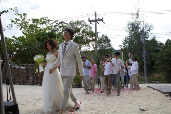 จุ๊บ-อุ๋ม mv เพลง แทน จุ๊บ-อุ๋ม mv เพลง แทน