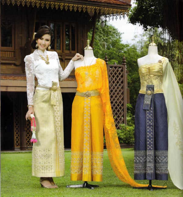ชุดไทยแต่งงาน หลากหลายแบบ ในสไตล์เรียบ ๆ ชุดไทยแต่งงาน หลากหลายแบบ ในสไตล์เรียบ ๆ