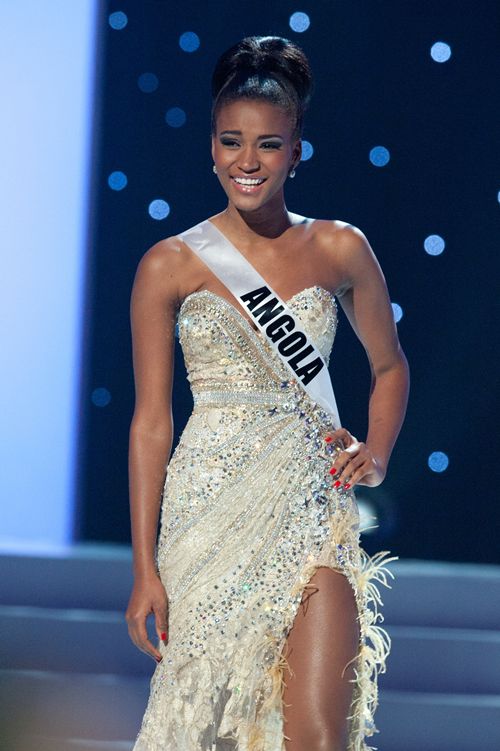 Miss Leila Lopes จากแองโกลา (Angola) Miss Universe 2011